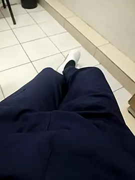 Snapshot of gatmoreno1 chatting on September 24, 4:35 pm gatmoreno1 online show from September 24, 4:35 pm