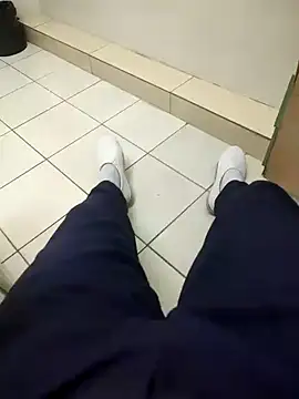 Snapshot of gatmoreno1 chatting on September 26, 4:58 pm gatmoreno1 online show from September 26, 4:58 pm