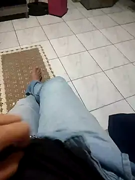 Snapshot of gatmoreno1 chatting on October 28, 9:14 pm gatmoreno1 online show from October 28, 9:14 pm