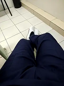 Snapshot of gatmoreno1 chatting on September 23, 4:36 pm gatmoreno1 online show from September 23, 4:36 pm