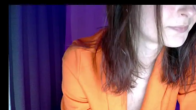 Snapshot of LilyXSky chatting on February 26, 12:27 pm LilyXSky online show from February 26, 12:27 pm