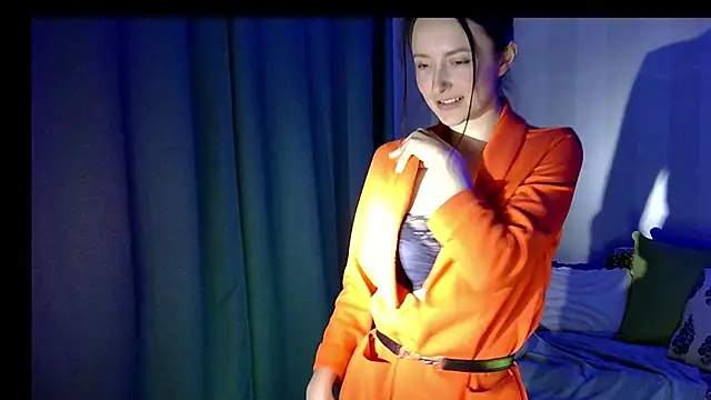 Snapshot of LilyXSky chatting on December 3, 12:55 pm LilyXSky online show from December 3, 12:55 pm