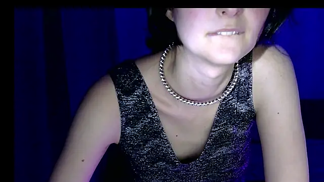 Snapshot of LilyXSky chatting on February 21, 4:05 pm LilyXSky online show from February 21, 4:05 pm