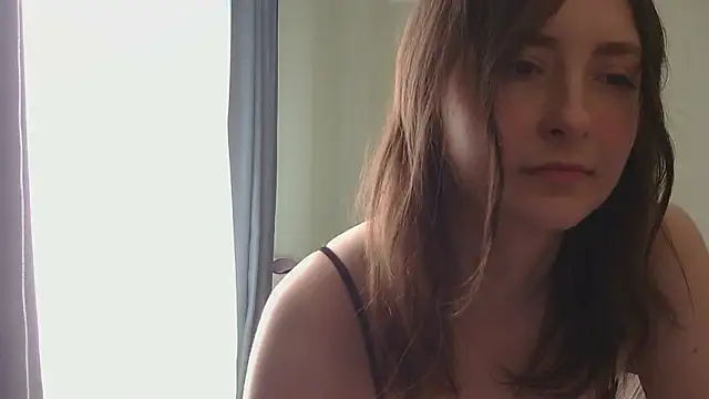 LilyXSky online show from March 8, 1:03 pm