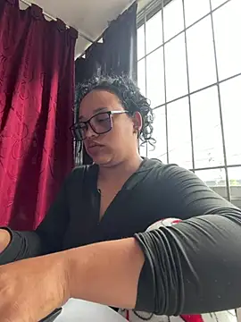 Snapshot of angela_angels_ chatting on June 27, 12:33 pm angela angels online show from June 27, 12:33 pm