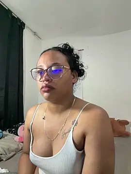 angela angels  online show from April 4, 10:00 am