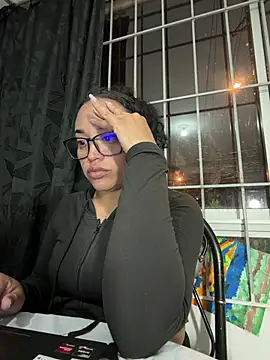 Snapshot of angela_angels_ chatting on June 26, 2:17 am angela angels online show from June 26, 2:17 am