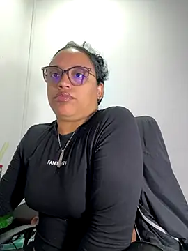 angela angels  online show from October 31, 11:44 pm