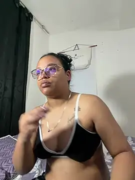 angela angels  online show from April 10, 10:55 am