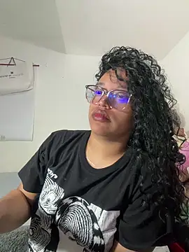 angela angels  online show from February 8, 9:07 am