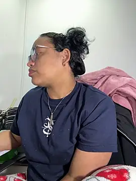 angela angels  online show from October 25, 4:44 am