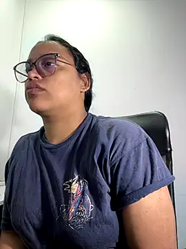 Snapshot of angela_angels_ chatting on September 15, 11:16 pm angela angels online show from September 15, 11:16 pm