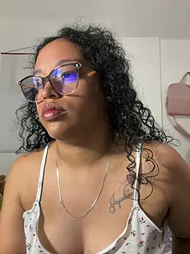 angela angels  online show from April 8, 10:50 am