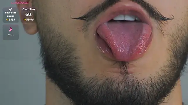 Snapshot of Zionmattis chatting on October 21, 1:49 am Zionmattis online show from October 21, 1:49 am