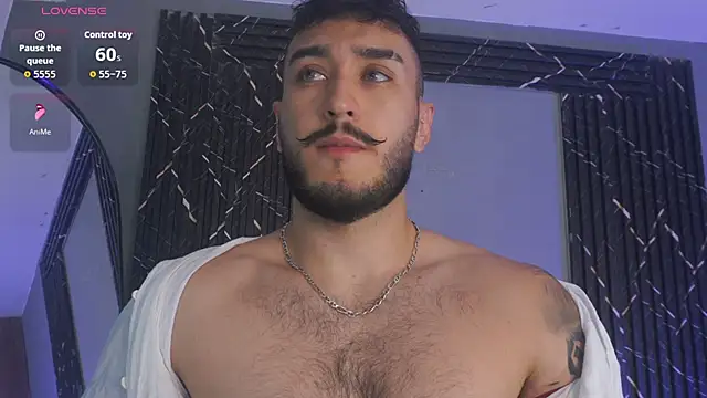 Snapshot of Zionmattis chatting on November 28, 1:17 am Zionmattis online show from November 28, 1:17 am