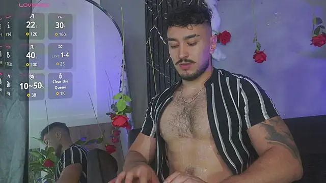 Snapshot of Zionmattis chatting on February 18, 12:52 am Zionmattis online show from February 18, 12:52 am