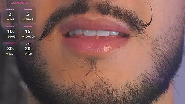 Snapshot of Zionmattis chatting on December 21, 9:37 pm Zionmattis online show from December 21, 9:37 pm