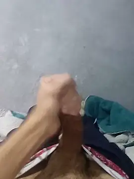 Snapshot of Juliano69xv chatting on March 19, 1:40 pm Juliano69xv online show from March 19, 1:40 pm