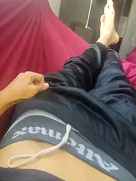 Snapshot of Juliano69xv chatting on March 12, 12:47 pm Juliano69xv online show from March 12, 12:47 pm