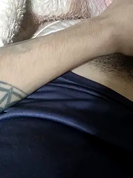 Snapshot of Juliano69xv chatting on October 4, 1:23 pm Juliano69xv online show from October 4, 1:23 pm