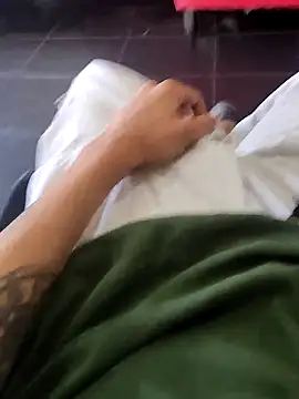 Snapshot of Juliano69xv chatting on September 8, 5:56 pm Juliano69xv online show from September 8, 5:56 pm