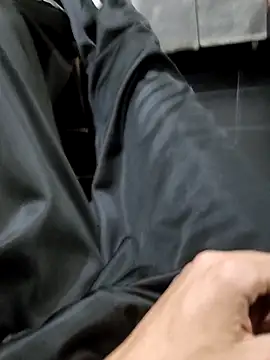 Snapshot of Juliano69xv chatting on September 22, 11:11 pm Juliano69xv online show from September 22, 11:11 pm