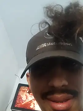 Juliano69xv online show from February 13, 10:37 am