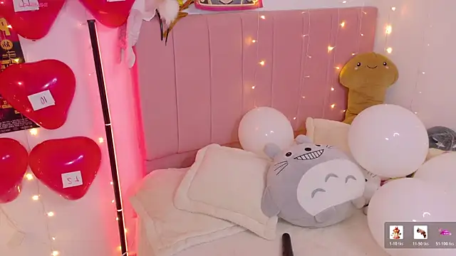 p3ach1 online show from February 15, 2:01 am