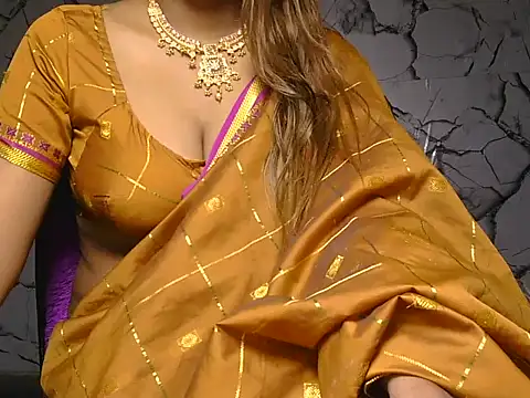 Snapshot of your_kritika chatting on July 9, 6:03 am your kritika online show from July 9, 6:03 am