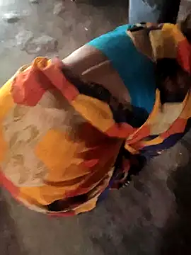 Snapshot of poojaji2024 chatting on March 23, 2:59 am poojaji2024 online show from March 23, 2:59 am