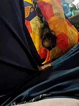 Snapshot of poojaji2024 chatting on March 7, 7:41 am poojaji2024 online show from March 7, 7:41 am