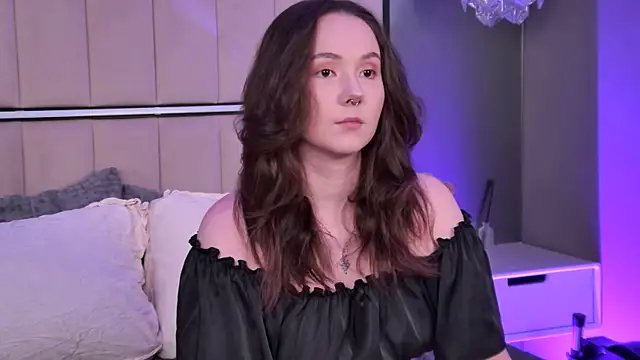 IreneRaye online show from March 3, 8:38 pm