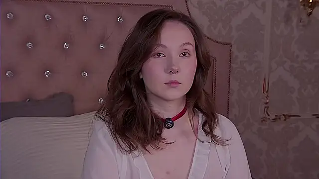 IreneRaye online show from November 13, 5:44 am