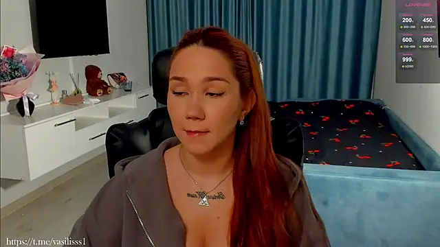 Snapshot of VasilisaHaas chatting on November 5, 12:03 am VasilisaHaas online show from November 5, 12:03 am