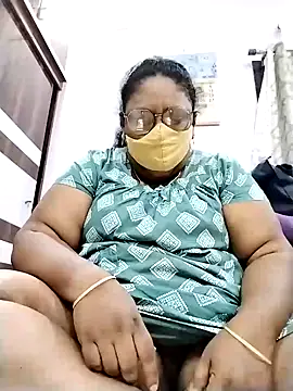 Snapshot of Pushpavathi_78 chatting on September 28, 5:31 pm Pushpavathi 78 online show from September 28, 5:31 pm