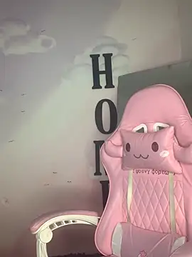 Snapshot of carolayrosse chatting on October 7, 3:18 am carolayrosse online show from October 7, 3:18 am