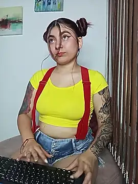 Snapshot of carolayrosse chatting on November 20, 2:34 am carolayrosse online show from November 20, 2:34 am