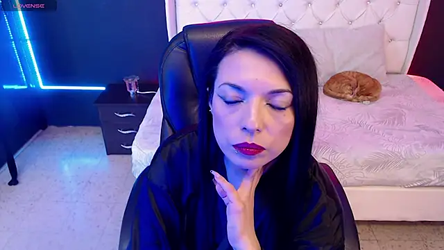 Danielle-Smithh online show from February 11, 6:51 am