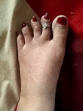 Snapshot of lakey91girl chatting on February 15, 2:23 am lakey91girl online show from February 15, 2:23 am