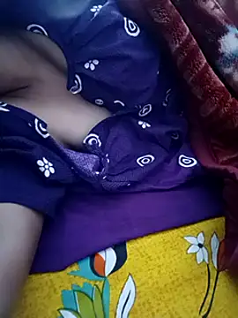 Snapshot of lakey91girl chatting on December 21, 1:47 am lakey91girl online show from December 21, 1:47 am