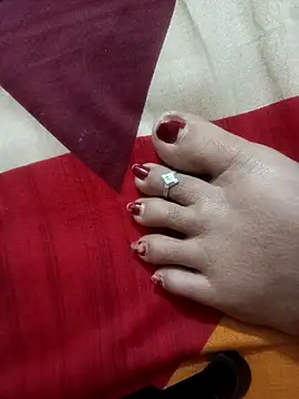 Snapshot of lakey91girl chatting on February 17, 4:48 pm lakey91girl online show from February 17, 4:48 pm