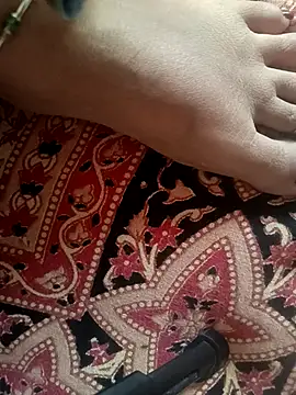 Snapshot of lakey91girl chatting on October 21, 9:19 am lakey91girl online show from October 21, 9:19 am