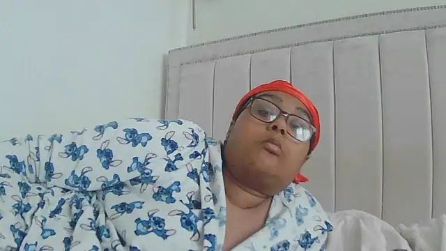 vanilla chocolate23 online show from October 3, 9:11 am