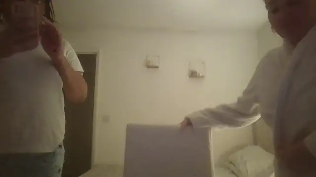 vanilla chocolate23 online show from February 20, 5:52 pm