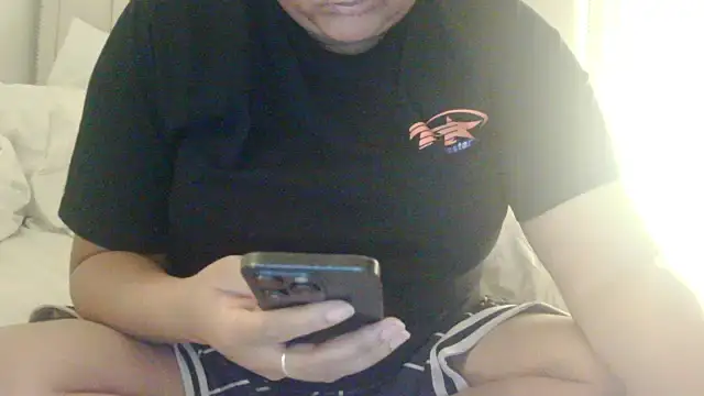 vanilla chocolate23 online show from November 2, 10:48 pm