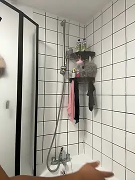 vanilla chocolate23 online show from November 1, 10:20 am