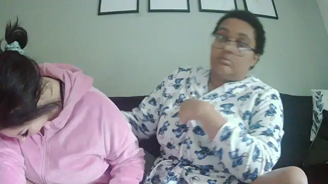 vanilla chocolate23 online show from September 26, 9:16 am