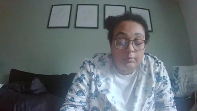 vanilla chocolate23 online show from February 19, 8:55 am