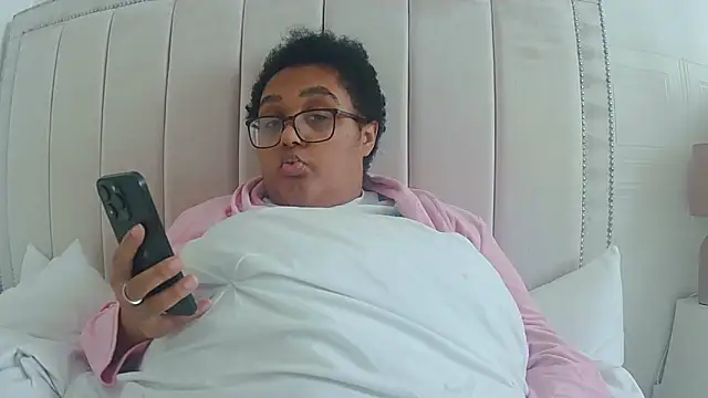 vanilla chocolate23 online show from October 31, 11:29 am