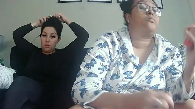 vanilla chocolate23 online show from November 3, 10:52 am